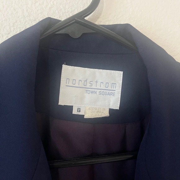 Woman’s Jacket wool - Picture 5 of 6